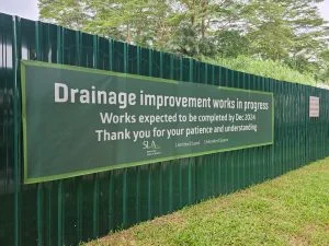 PVC banner with eyelet installation
